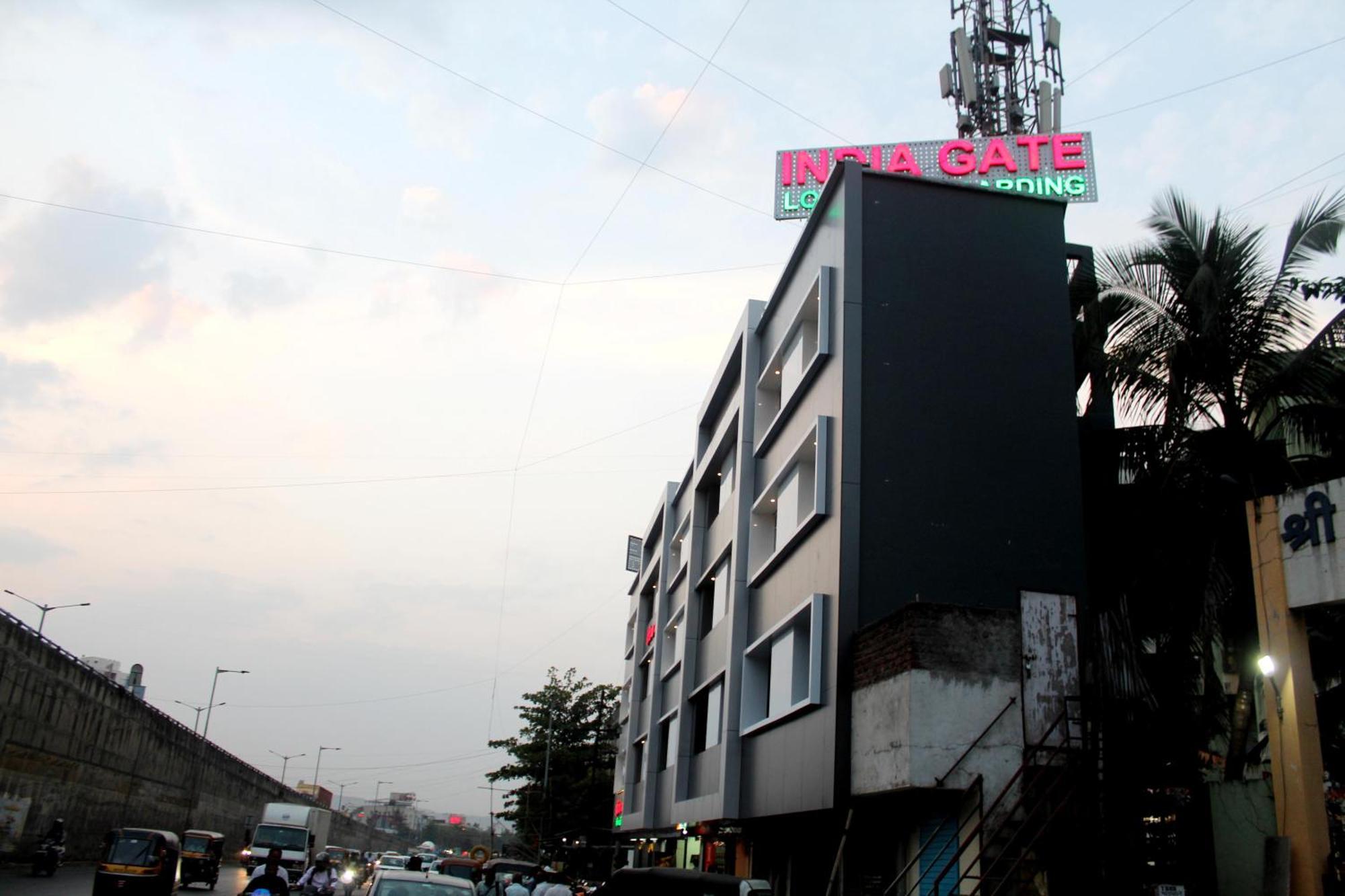 Hotel India Gate Narhe, プネ エクステリア 写真